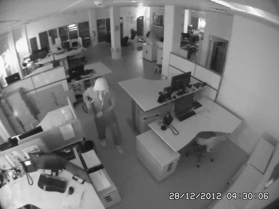 Tele i Nuuk blev natten til fredag udsat for et stort tyveri. Foto: Overvågningskamera hos Tele