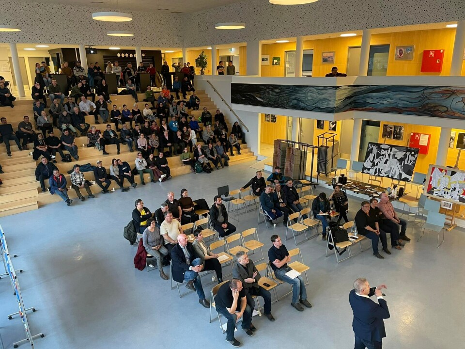 Stor interesse for borgermødet om lufthavnsbyggeri i Qaqortoq.
