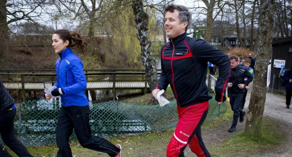 Kronprins Frederik opereret for diskusprolaps