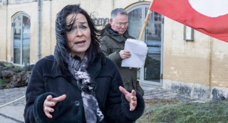 Det er sindssygt hårdt at finde tilbage til min grønlandske identitet. Tit græder jeg, når jeg fortæller om det under mine foredrag, fortæller forfatteren Nauja Lynge.
