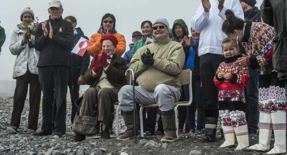 Prins Henrik og Dronning Margrethe i Qullissat Regentparret i Qullissat