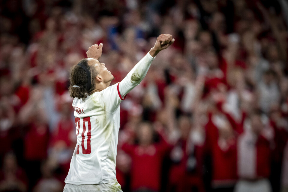 Yussuf Yurary Poulsen scorer til 0-2 under EM-kampen mellem Danmark og Rusland i Parken i København, mandag den 21. juni 2021.