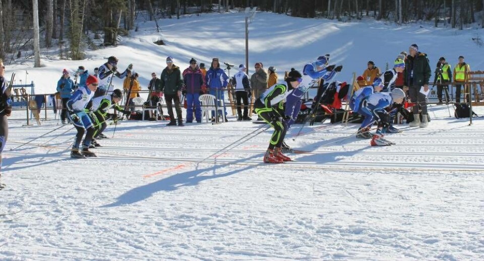 Feltet på vej i en af biatlon-konkurrence Søren ValbakTraditionel trommesang fra Yellow Knife Søren ValbakSom optakt til Arctic Winter Games 2016 i Nuuk blogger Asii Chemnitz Narup, Inuit Ataqatigiit-borgmester i Kommuneqarfik Sermersooq, fra de igangværende Arctic Winter Games i Fairbanks i Alaska, USA Helle Nørregaard / Kommuneqarfik SermersooqStarten går for 5 km cross country Søren ValbakFeltet på vej i en af biatlon-konkurrence Søren ValbakTraditionel trommesang fra Yellow Knife Søren ValbakSom optakt til Arctic Winter Games 2016 i Nuuk blogger Asii Chemnitz Narup, Inuit Ataqatigiit-borgmester i Kommuneqarfik Sermersooq, fra de igangværende Arctic Winter Games i Fairbanks i Alaska, USA Helle Nørregaard / Kommuneqarfik SermersooqStarten går for 5 km cross country Søren Valbak