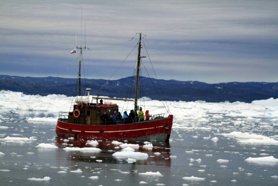 Ilulissat Boat Tours frygter den unfair konkurrence fra det sorte marked, hvor søsikkerheden ikke bliver taget alvorligt. Det vil skade turisterhvervet gevaldigt, hvis der skulle ske en ulykke på de mange ukontrollerede turistsejladser, mener selskabet