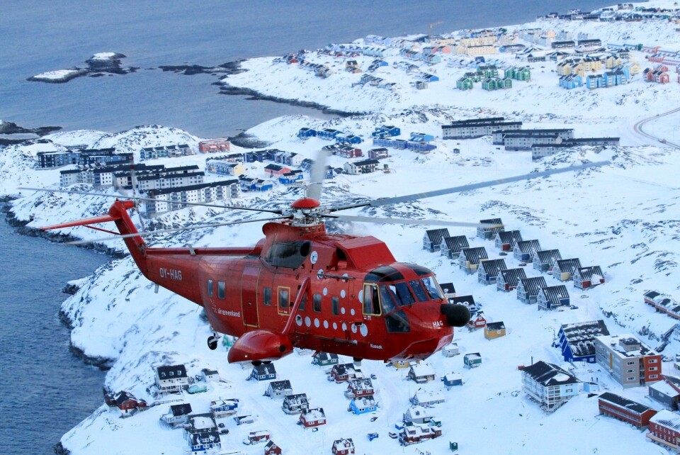 S-61’eren over Nuuk Toke Brødsgaard Toke Brødsgaard Toke BrødsgaardS-61’ernes jubilæum blev i lørdags markeret i Kangerlussuaq med kaffe, kage og rundflyvninger i området Rene Hoffmeyer Rene Hoffmeyer300 gæster var til kaffemik i Kangerlussuaq, hvoraf 125 benyttede sig af muligheden for en rundflyvning Rene HoffmeyerArkivfoto Air GreenlandArkivfoto Air Greenland