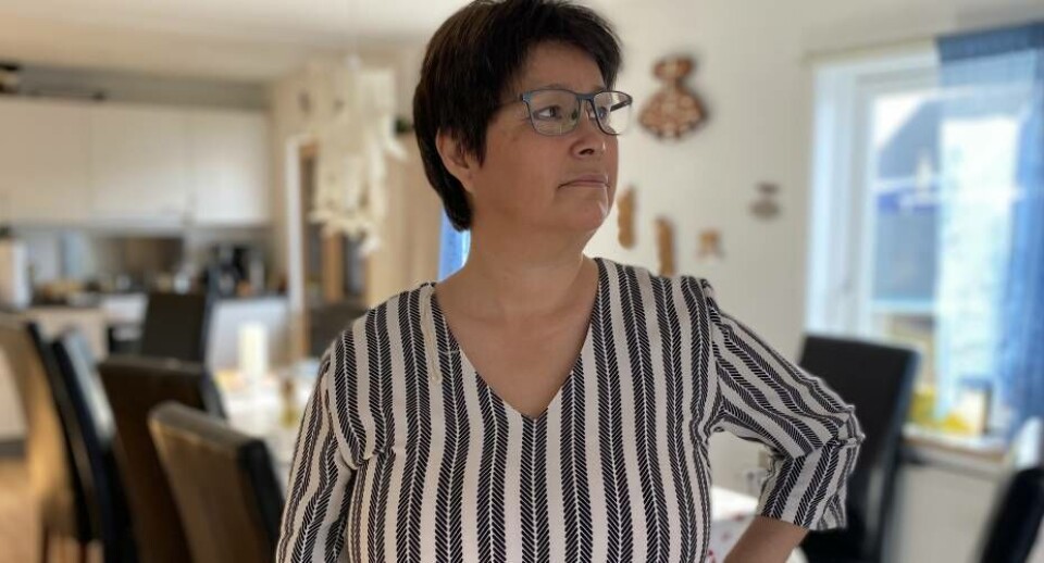 Efter ca. 15 år med angst har Nauja Ottosen Knudsen blevet bedre til at håndtere sin frygt for at miste. Hun skulle igennem en behandling for alkoholmisbrug og psykologbehandling for at komme frem til et lettere liv.