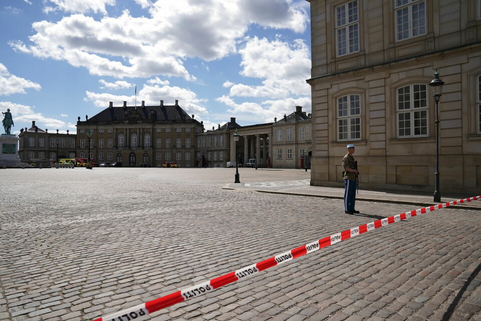 Område ved Amalienborg afspærret