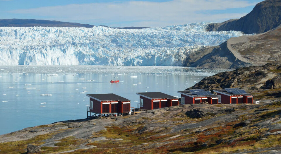 Nuuk Icefjord Lodge er inspireret af denne hytteby: s eksisterende Glacier Lodge Eqi – 90 km nord for Ilulissat World of Greenland