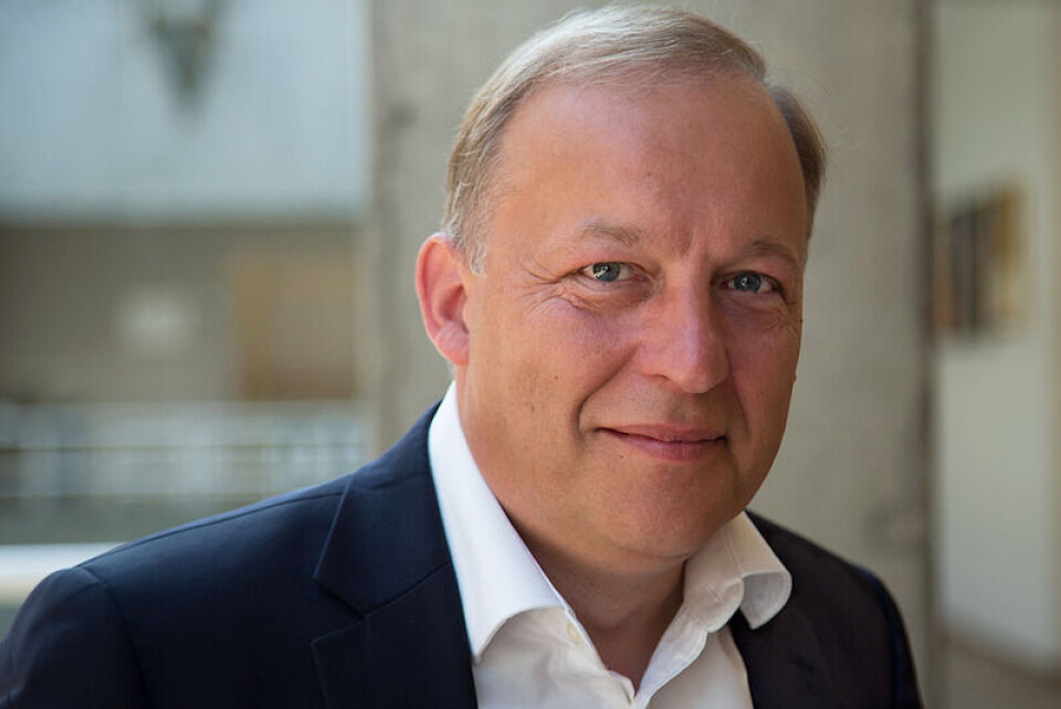Lars Møller-Sørensen blev i 1995 ansat som personaledirektør i Mittarfeqarfiit, og fra begyndelsen af 00erne og frem til 2012 havde han stillinger lige fra økonomidirektør til vicedirektør og administrerende direktør i KNI. I årene 2013-17 var han medlem af bestyrelsen for entreprenørfirmaet B. J. Entreprise i Sisimiut.