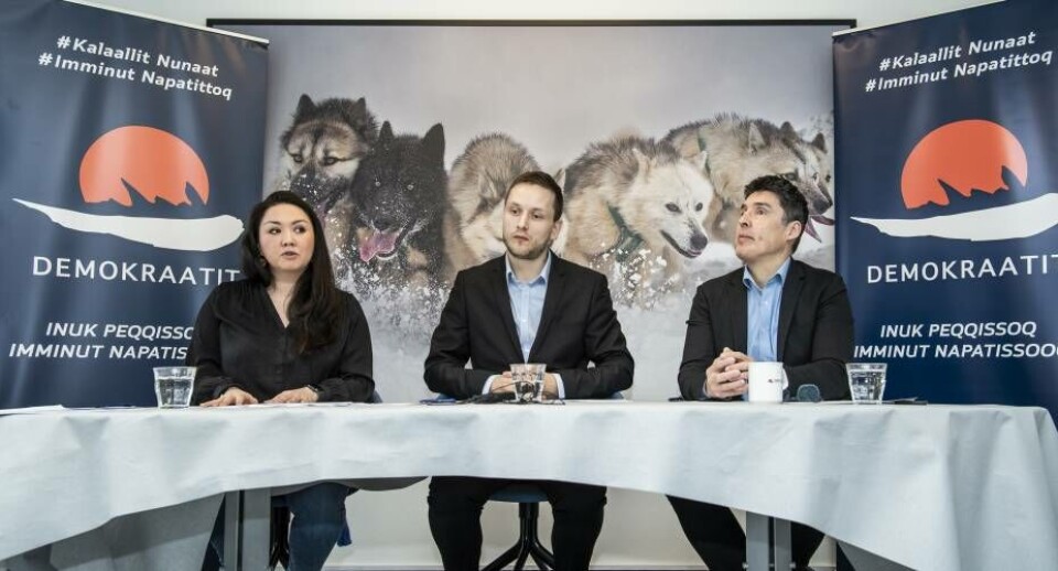 Demokraatit præsenterer sit valgprogram, fra venstre Nivi Olsen, Jens-Frederik Nielsen og Steen Lynge, som alle stiller op til valget til Inatsisartut