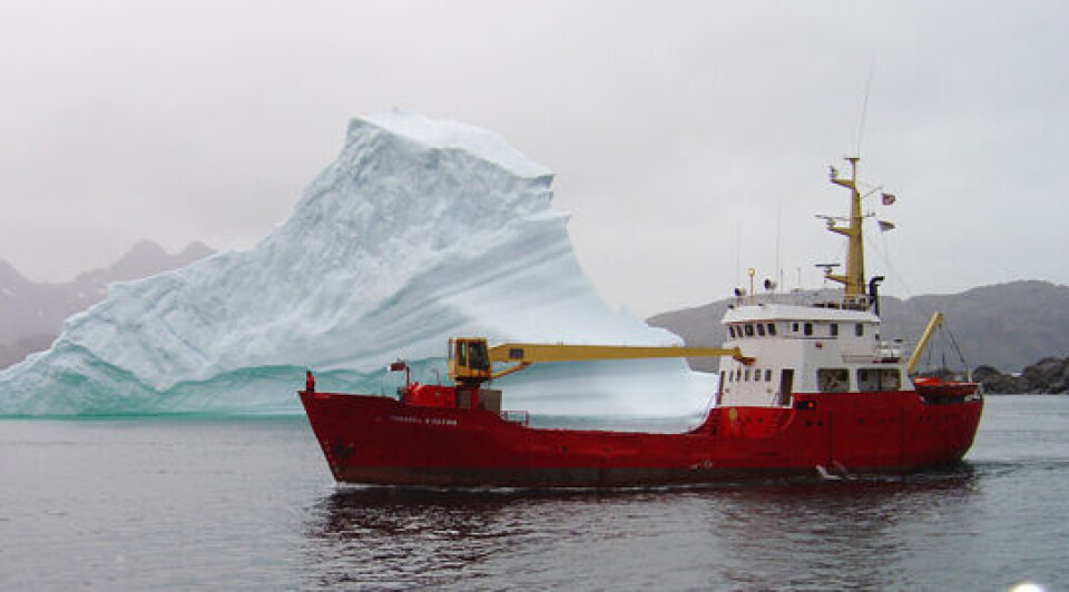 RAL forsøger igen at anløbe Tasiilaq. Foto: RAL