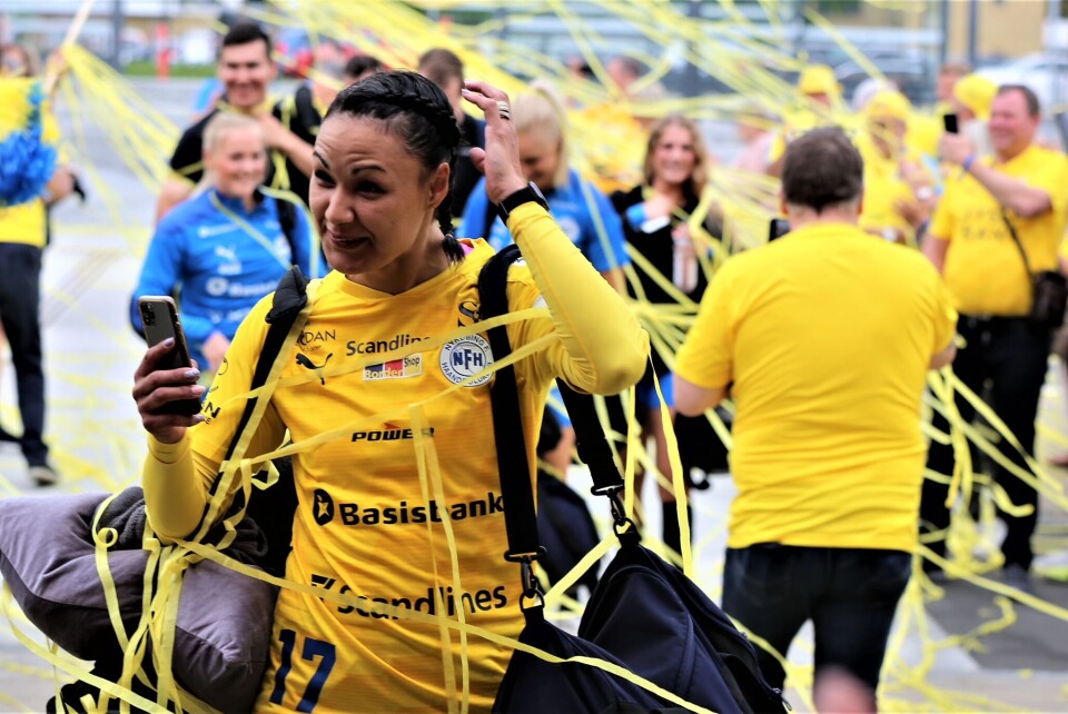 Lykke Frank Hansen ankommer til Odense Idrætshal.