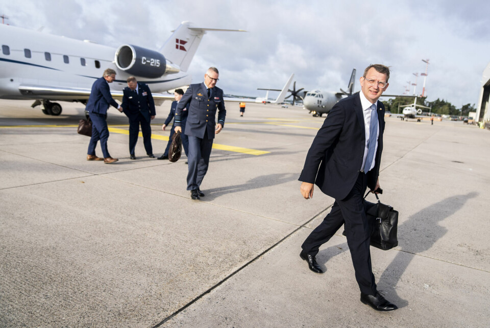 Forsvarsminister Troels Lund Poulsen (V) ankommer til møde på Ramstein-basen i Tyskland tirsdag den 19. september 2023.