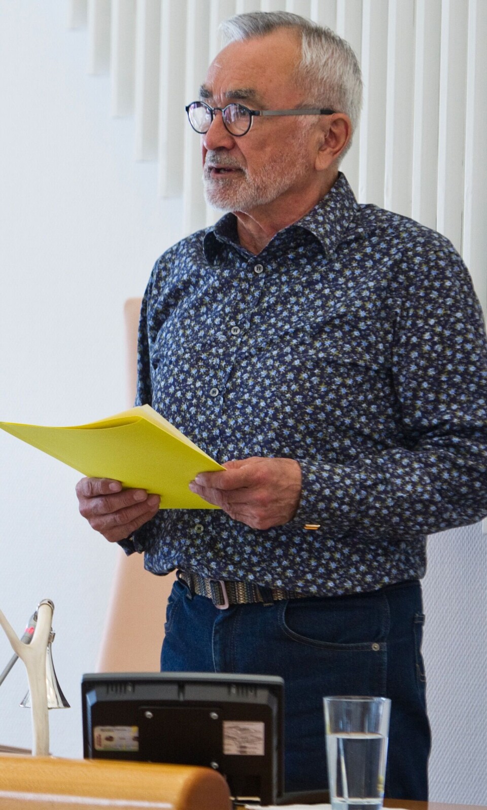 Josef Motzfeldt valgt til Inaatisartuts formand trods oppositionens modstand. Foto: Leiff Josefsen