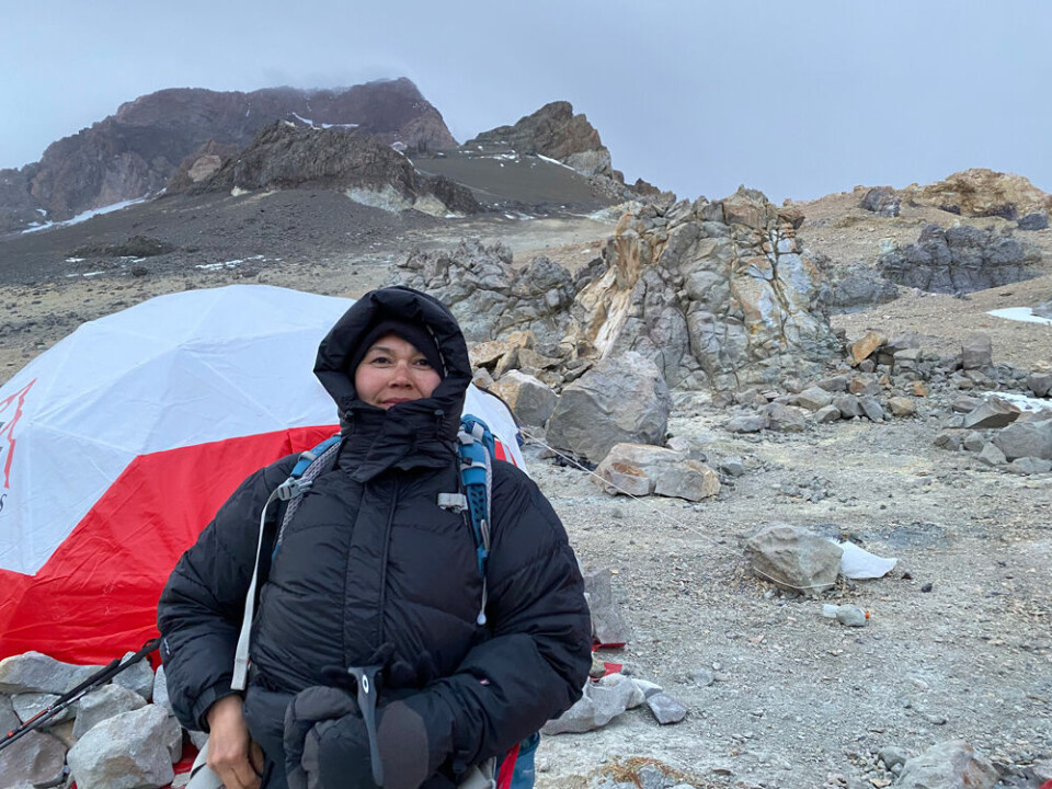 Najannguaq lørdag 18. januar ved camp 3, højde 6.000 meter, på vej op til Aconcagua, der ligger i næsten 7.000 meter over havet. Her beslutter de at vende om på grund af vejr og fare for sne og at de ikke havde pigsko med - såkaldte steigeisen.