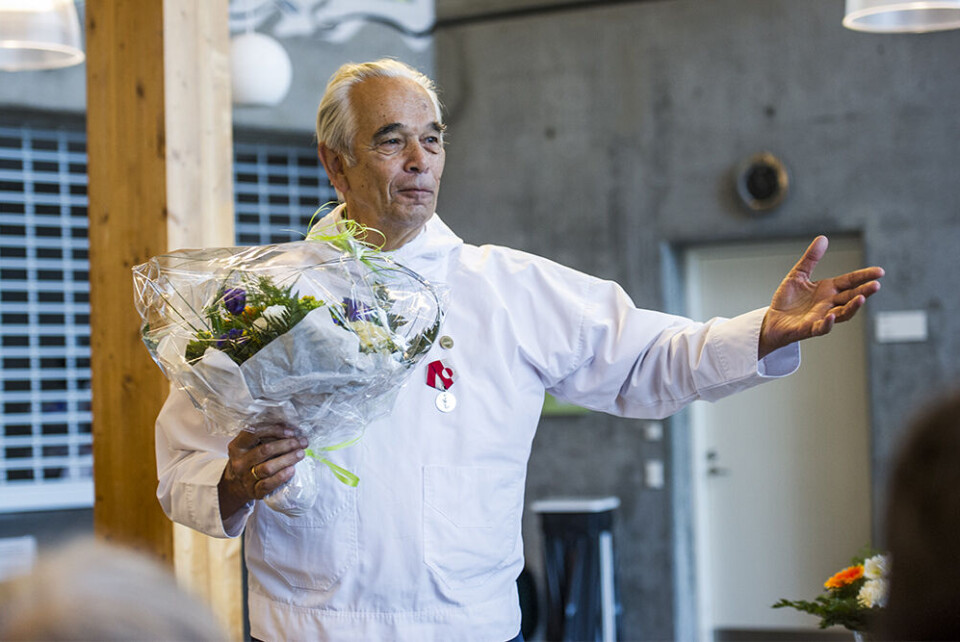 Finn Lynge, der her ses under årsfesten på Ilisimatusarfik i september 2013, døde fredag morgen i en alder af 80 år. Han blev i forbindelse med festen udnævnt til æresdoktor ved Ilisimatusarfik
