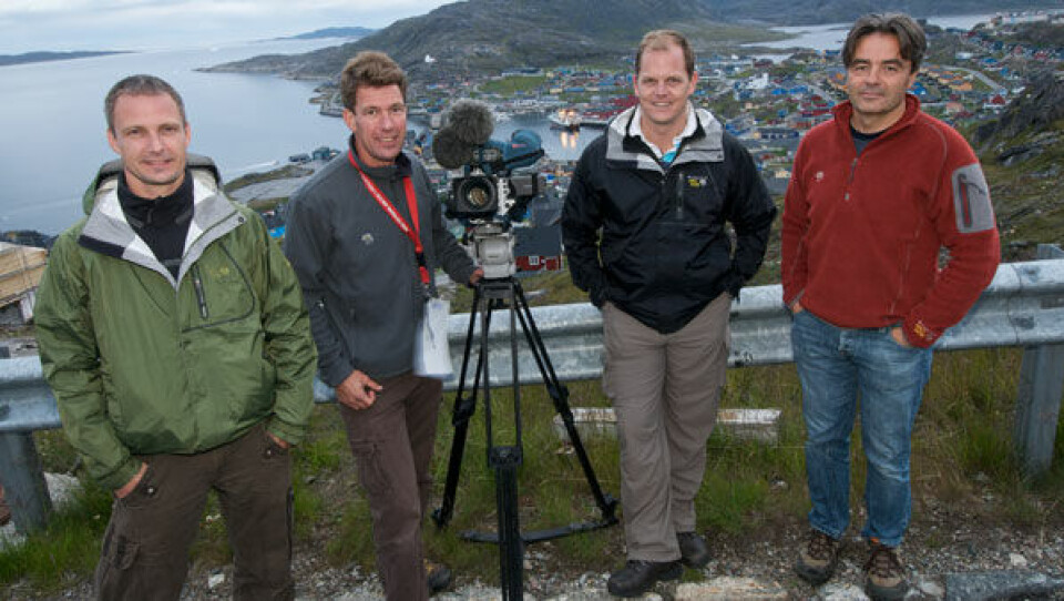 Fra venstre Eskil Hardt, Instruktør, Esben Hardt, fotograf, Chris Coubrough, kok og vært, samt Anders Stenbakken, executive producer. Foto: Ace & Ace.