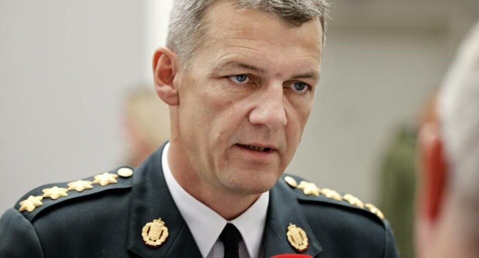 Den danske forsvarschef, general Peter Bartram, er vært for forsvarschefernes møde i Ilulissat.