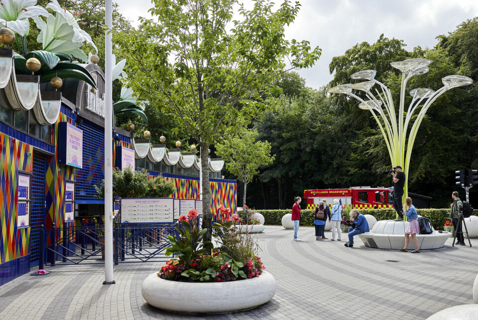 En ung pige har mistet livet ved en ulykke i Tivoli Friheden i Aarhus