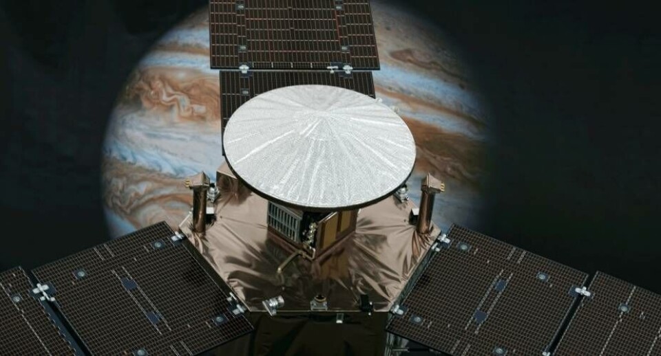 En model af rumsonden Juno, som nu er i kredsløb om Jupiter.