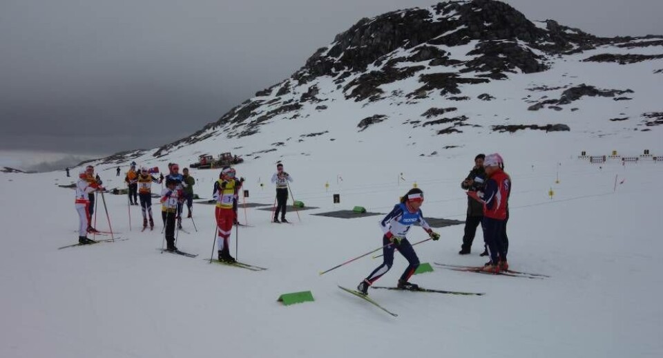 Stævnet blev afholdt bag fjeldet Quassussuaq - Lille Malene, og Grønlands Biathlon Forbund håber på en permanent skiskydningsbane på længere sigt. Grønlands Biathlon ForbundI alt 11 deltagere var med i mesterskabet fordelt på junior- og seniorklassen. Juniorklassen skød med luftgeværer på 10 meters afstand, og senior skød med kaliber .22 på 50 meter. Grønlands Biathlon ForbundStævnet blev afholdt bag fjeldet Quassussuaq - Lille Malene, og Grønlands Biathlon Forbund håber på en permanent skiskydningsbane på længere sigt. Grønlands Biathlon ForbundI alt 11 deltagere var med i mesterskabet fordelt på junior- og seniorklassen. Juniorklassen skød med luftgeværer på 10 meters afstand, og senior skød med kaliber .22 på 50 meter. Grønlands Biathlon ForbundStævnet blev afholdt bag fjeldet Quassussuaq - Lille Malene, og Grønlands Biathlon Forbund håber på en permanent skiskydningsbane på længere sigt. Grønlands Biathlon ForbundI alt 11 deltagere var med i mesterskabet fordelt på junior- og seniorklassen. Juniorklassen skød med luftgeværer på 10 meters afstand, og senior skød med kaliber .22 på 50 meter. Grønlands Biathlon Forbund