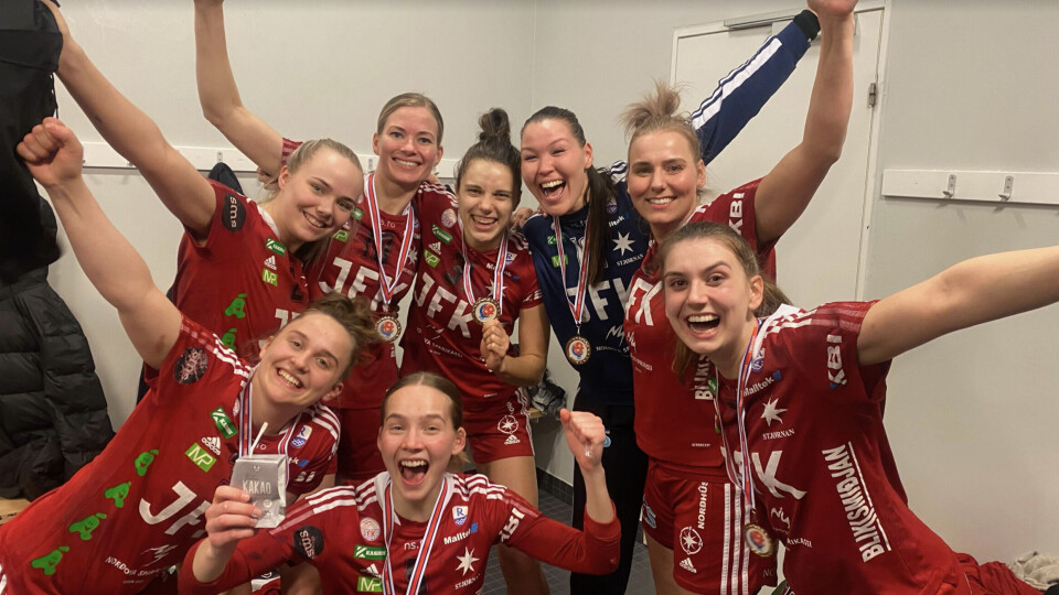 Rina Møller Lorentzen har været med til at vinde bronze i den færøske liga i håndbold