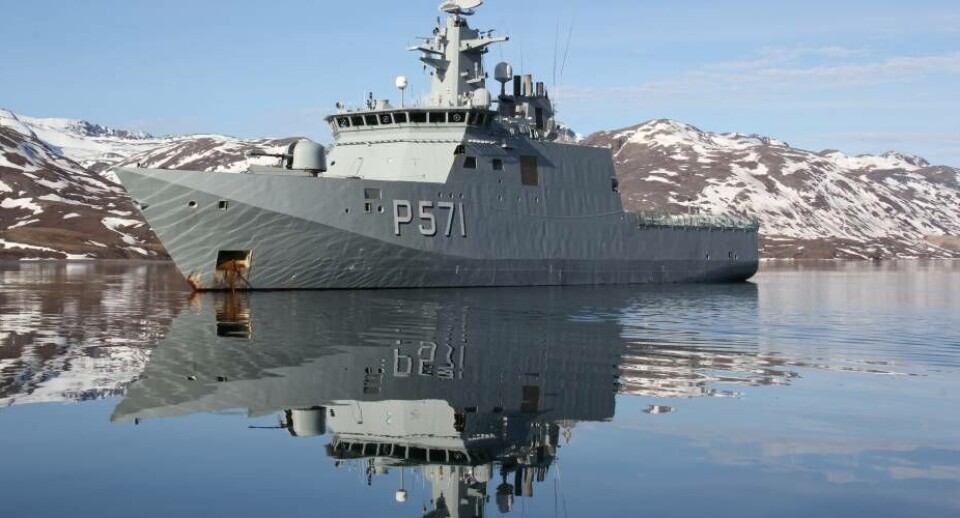 Arktisk Kommando støtter forskningen i Grønland ved at støtte feltarbejdet – både i form aftransport, logi og som isbjørnevagt.