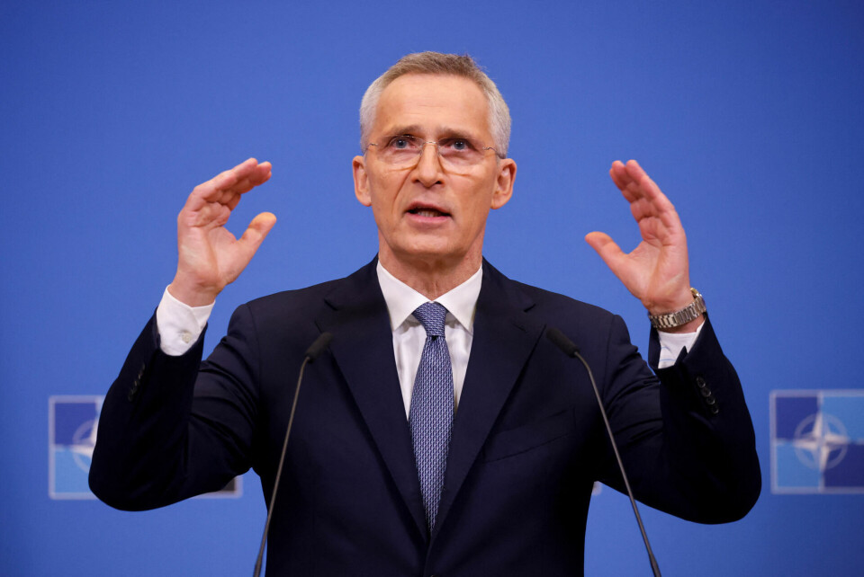 Natos generalsekretær, Jens Stoltenberg, fortæller, at Finland bliver optaget i NATO tirsdag.