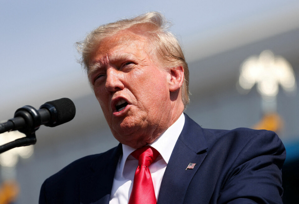 Blandt andet værdien af Donald Trumps hjem i Florida, Mar-a-Lago, samt hans penthouselejlighed i New York er blevet pustet kunstigt op, lyder det i søgsmål.