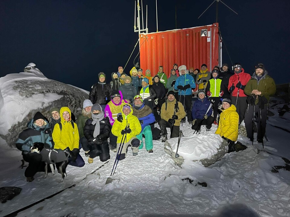 Fejring af 5 års jubilæet på toppen af Quassussuaq.