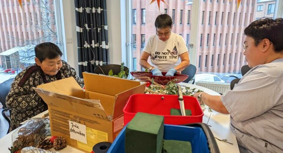 Julehyggen startede allerede den 30. november,hvor patienter og personale var i Hareskoven nordfor København for at hente grene, kogler og mostil juledekorationer, som alle tog del i at lave den 1.december.