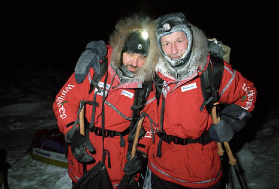 De to eventyrere skal bo på Nordpolen til 21. marts. Ruten på 960 km. Matvey Shparo og Boris Smolin på vej mod Nordpolen. De to eventyrere skal bo på Nordpolen til 21. marts. Ruten på 960 km. Matvey Shparo og Boris Smolin på vej mod Nordpolen. De to eventyrere skal bo på Nordpolen til 21. marts.