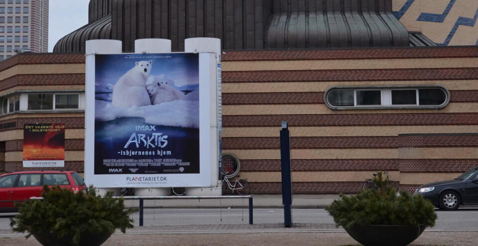 WWF Verdensnaturfonden har udråbt 2013 til 'Isbjørnens År'. I den anledning kan man se en 45 minutter lang film om isbjørnen i planetariat i København. Julie Berthelsen speaker filmen. Foto: Arktis Media