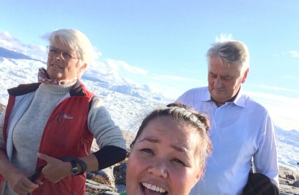 Doris Sermermiuniilluni selfiemik assiliisoq