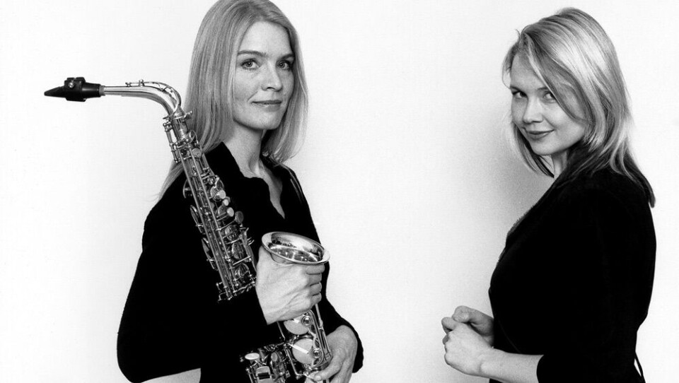 Duo Saxopran Rebecca Persson Jeanette Balland underholder i Sisimiut og Ilulissat. Foto Privat Vi lægger stor vægt på den direkte kontakt og udveksling med publikum, musikskoler og andre musikere på Grønland, siger Rebecca Persson og Jeanette Balland.