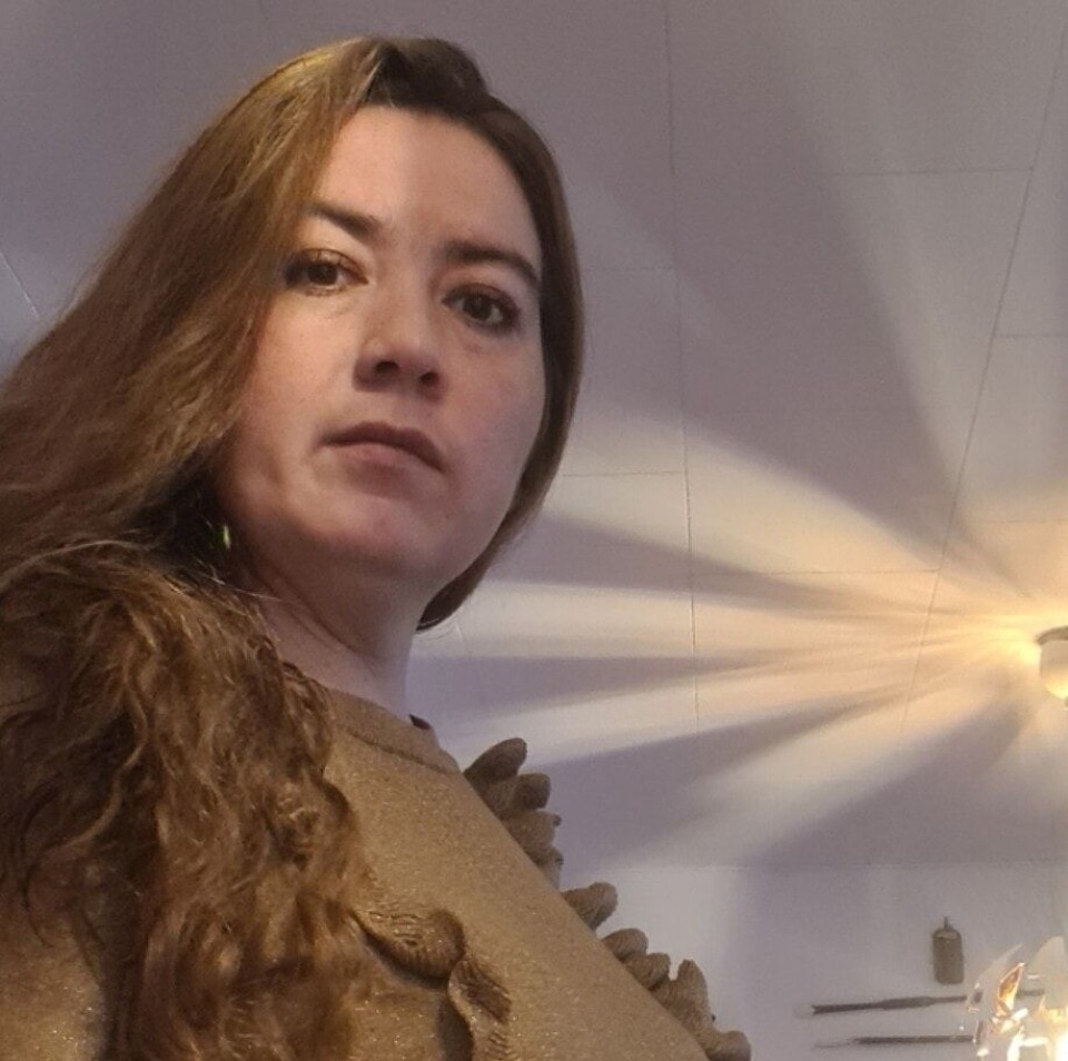 Anine Louise Mattaaq Mørch er pårørende til indlagte i Upernavik, der nu er smittet med coronavirus.