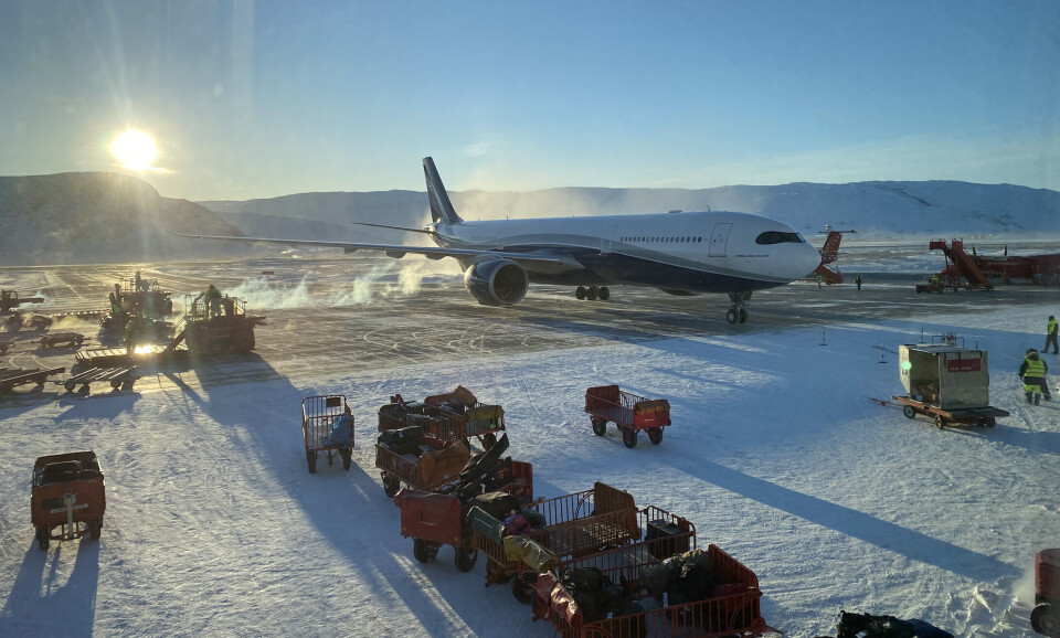 Det er flyselskabet Hi Fly, der flyver maskinen, som er en Airbus 330-900neo.