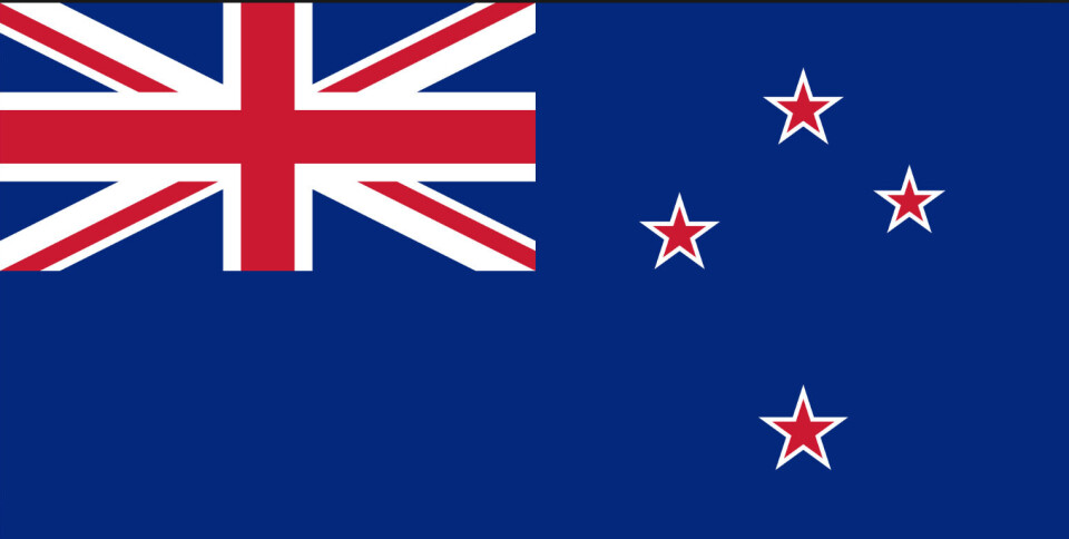 New Zealand beholder sin nuværende flag