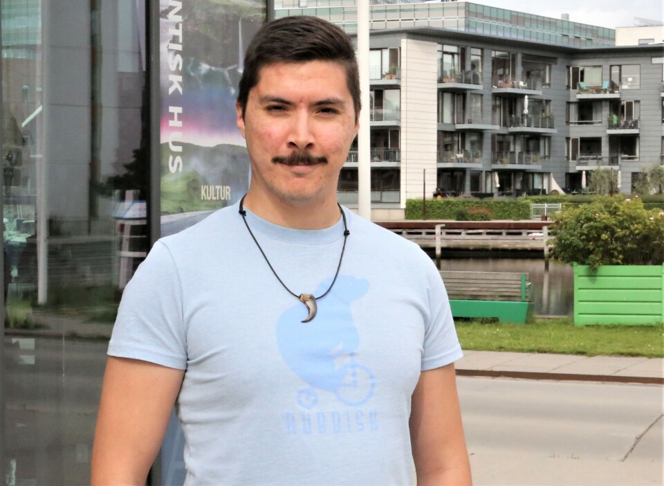 - Det er en stor styrke, at jeg har Uummannaq med i bagagen. Kultur, identitet og herkomst er ikke bare noget, som man kan lægge fra sig. Det bærer man med sig altid, siger Hans Peter Mønsted.