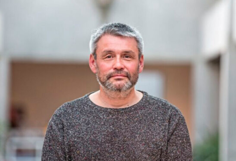 Jens Kristian Berthelsen Martha Lund Olsenip kommunalbestyrelisimi ilaasortaaffigisimasaan taarsissavaa.
