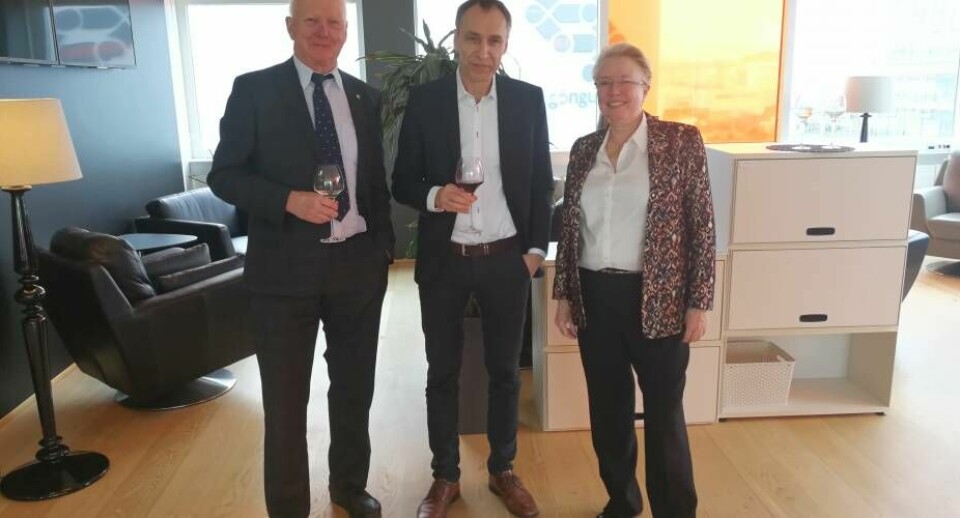 Fra åbningen af kontoret i Reykjavik. Til højre ses den danske konsul i Island, i midten den internationale direktør for Orbicon og til venstre den danske ambassadør i Island. Michael Mørch, direktør for Orbicon Arctic, tager billedet.