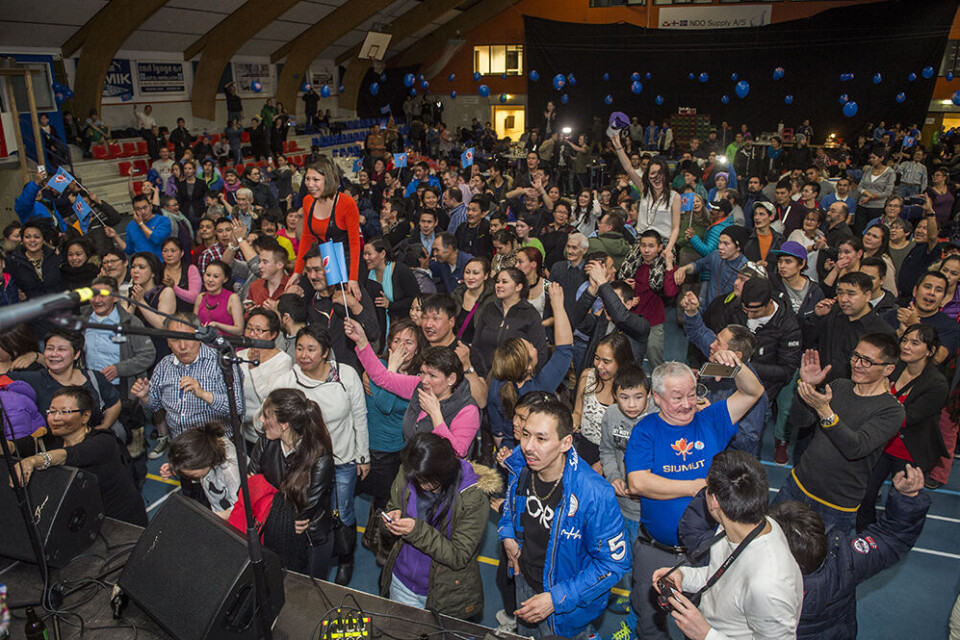 Her ses Siumuts valgfest ved Inatsisartut-valget i november 2014