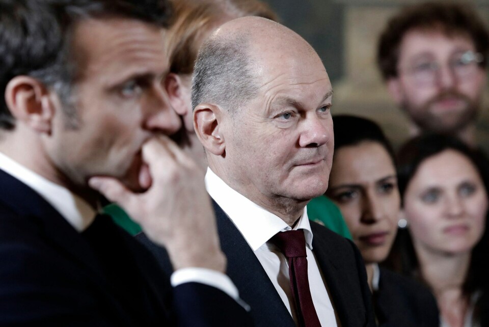 Olaf Scholz siger søndag, at alle våbenleverancer skal ske i samarbejde med allierede.