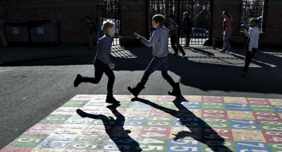 Børn af kræftramte klarer sig dårligere i skolen