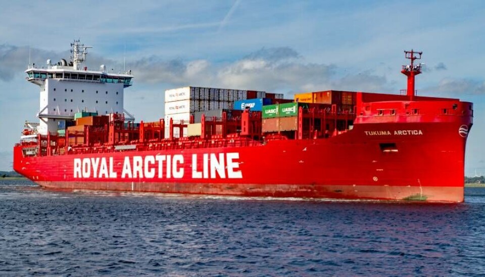 Royal Arctic Line sænker fragt-afgifter