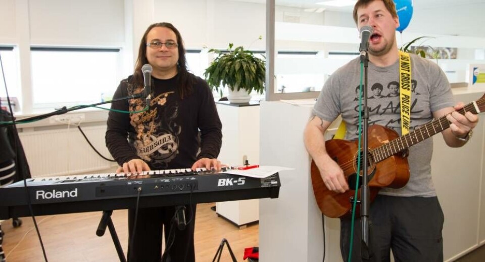 Musikerne Lasse R Gustavsen og Mr. Rossi underholdt