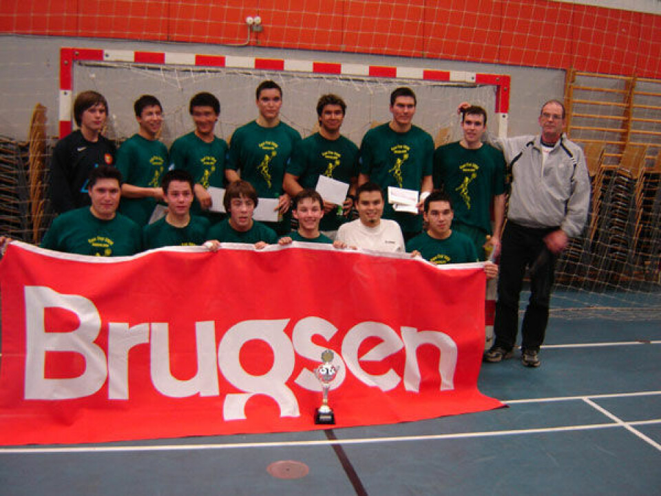 Vinderne af herrernes Jule Cup: Ligalandsholdet. Vinderne af damernes Jule Cup: GSS. Vinderne af herrernes Jule Cup: Ligalandsholdet. Vinderne af damernes Jule Cup: GSS. Vinderne af herrernes Jule Cup: Ligalandsholdet. Vinderne af damernes Jule Cup: GSS.