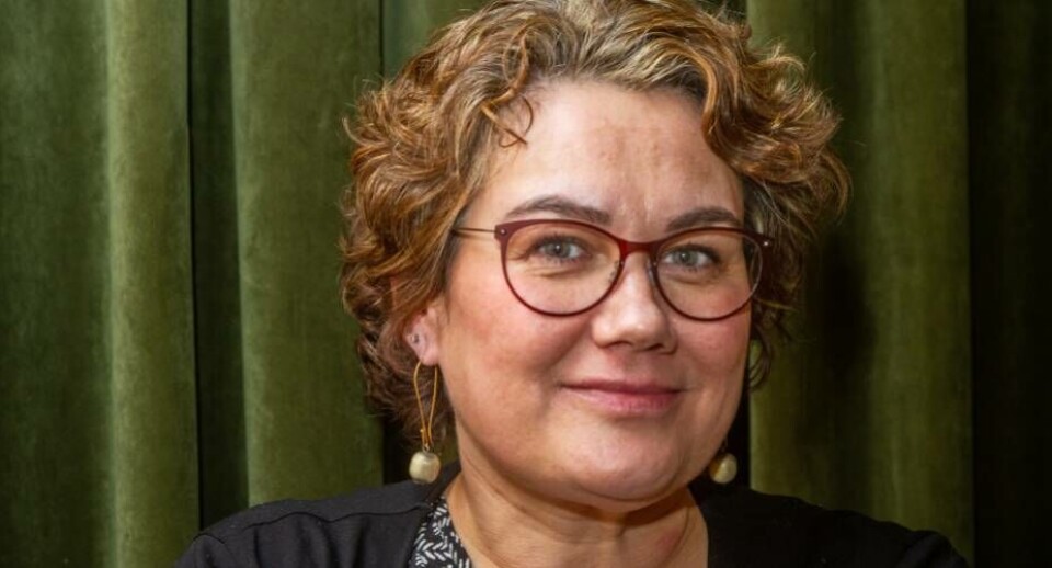 Inunnut innarluutilinnut illersuisuusimasup Christina Johnsenip politikkikkut pisuusaarneq qatsuppaa maannalu aallarnisaasunngorpoq.