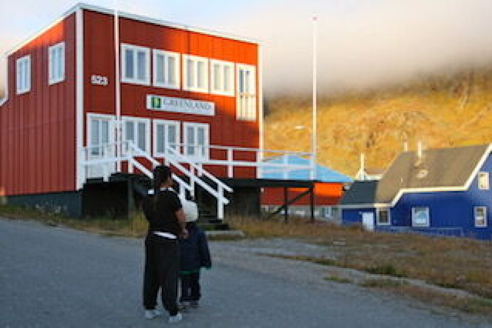 Isumaqatigiissitsiniarnermi suliaq: Uranip inerteqqutaalerneranut tunngavilersuutit ataatsimiititaliap qaqilerusukkai